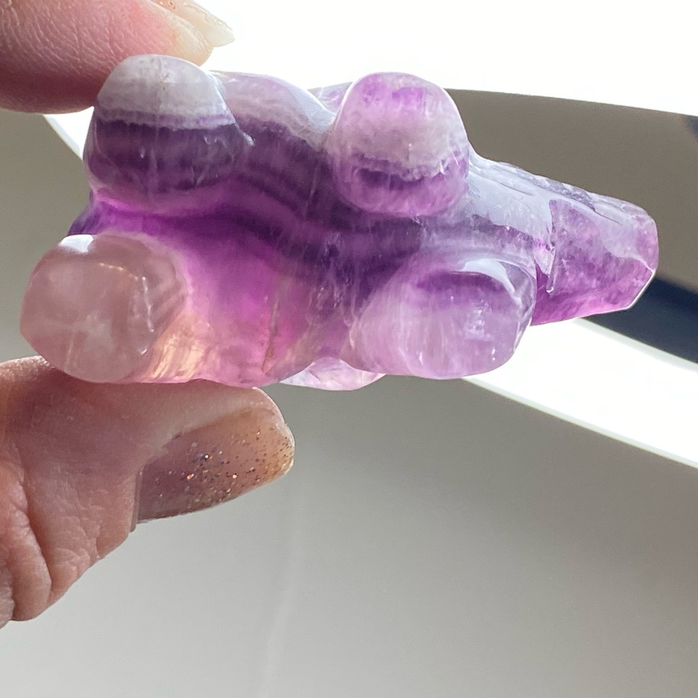 Purple Crystal Fluorite Elephant - Picture 10 of 16